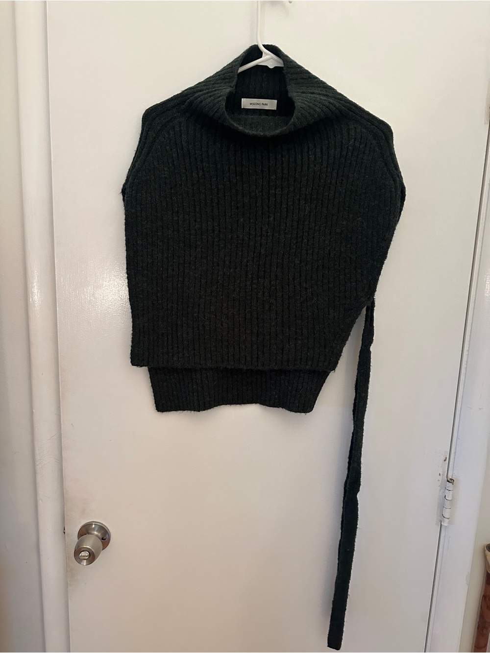 Mijeong Park Ribbed Knit Dark Green Women's Sweater Neck warmer/vest - Picture 5 of 6